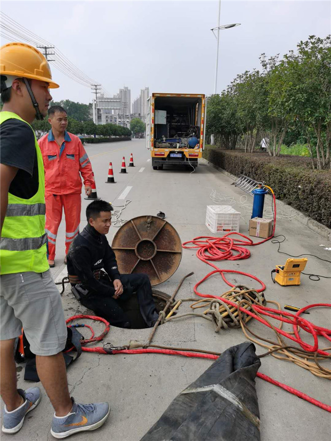 于都翻衬法管道修复技术主要工序